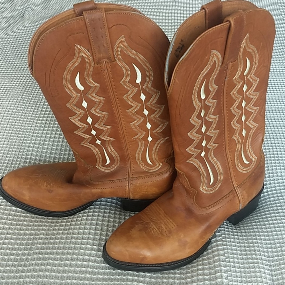 Roadwolf cowboy boots